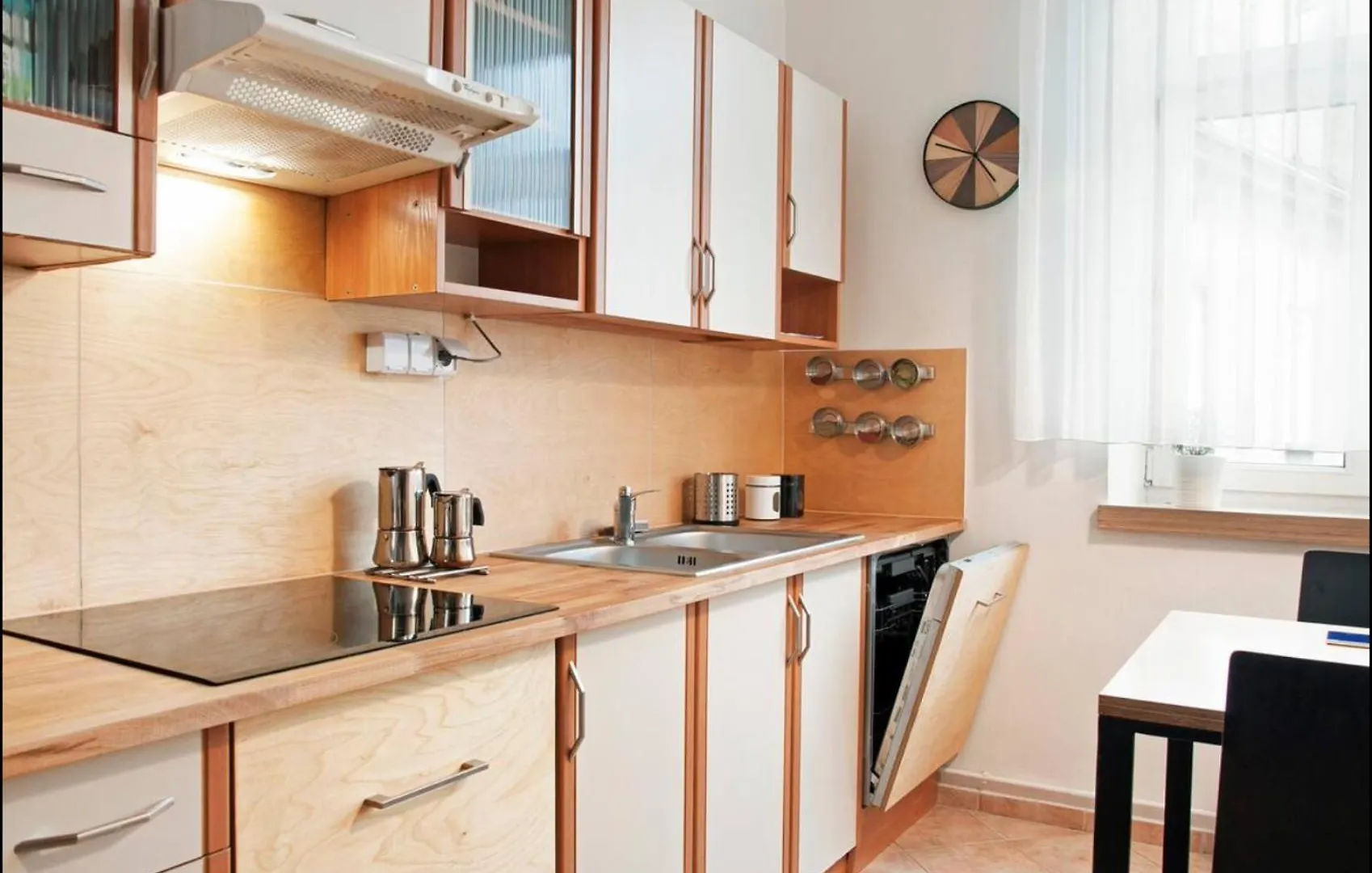 2 Bedroom Apartment In Heart Of Kazimierz District Krakow